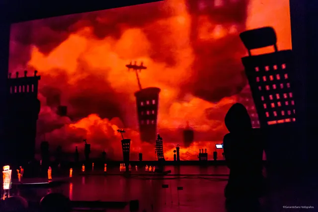 Imagen de escena de 2062